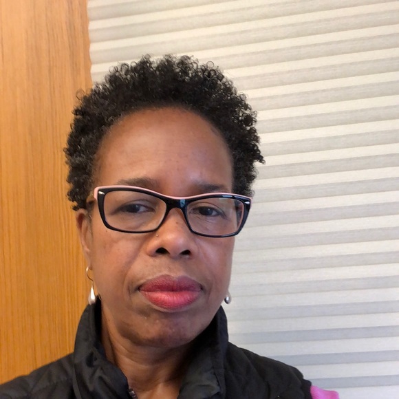 Meet your Posher, Kim - Picture 1 of 1